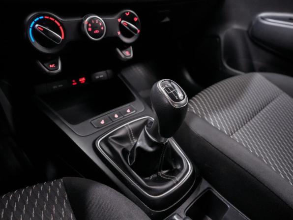 Kia Rio IV Рестайлинг с пробегом 2020 года, цена 1 439 000 рублей, 134135 км, седан, Автокод Объявления