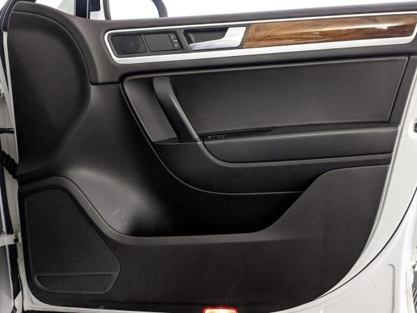 Volkswagen Touareg II с пробегом 2013 года, цена 2 497 000 рублей, 172768 км, внедорожник, Автокод Объявления