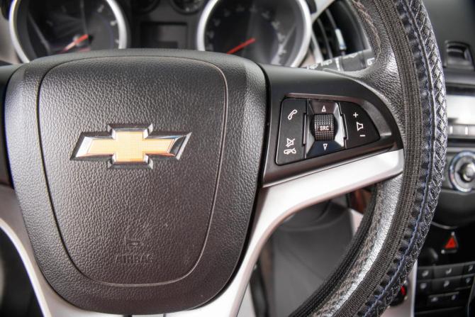 Chevrolet Cruze I Рестайлинг с пробегом 2014 года, цена 899 000 рублей, 190254 км, хэтчбек, Автокод Объявления