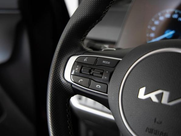 Kia Sportage V с пробегом 2023 года, цена 3 875 000 рублей, 11970 км, внедорожник, Автокод Объявления