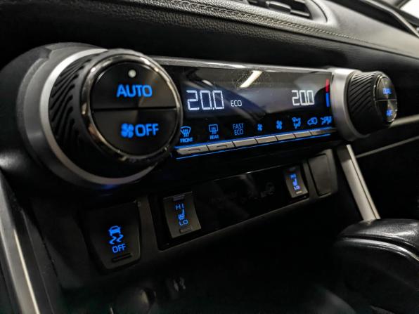 Toyota RAV4 V (XA50) с пробегом 2020 года, цена 3 170 000 рублей, 66220 км, внедорожник, Автокод Объявления