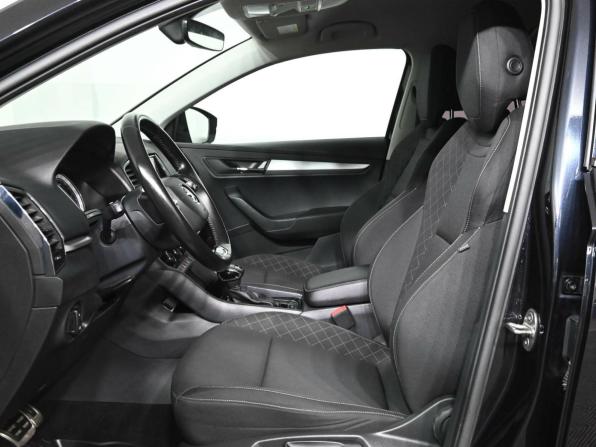 Skoda Karoq I с пробегом 2021 года, цена 2 490 000 рублей, 78416 км, внедорожник, Автокод Объявления