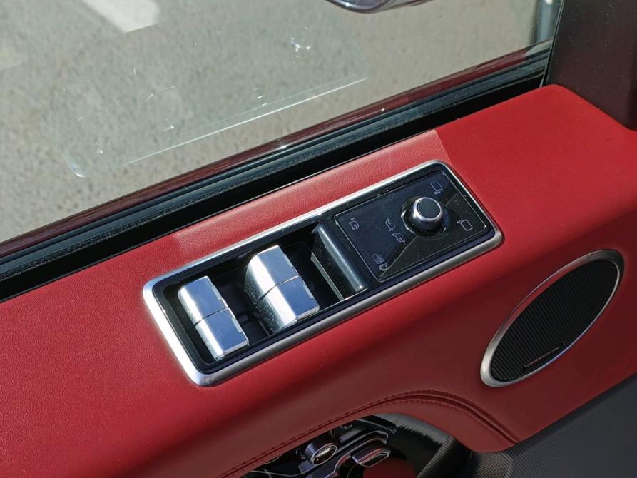 Land Rover Range Rover IV Рестайлинг Санкт-Петербург  - изображение 15