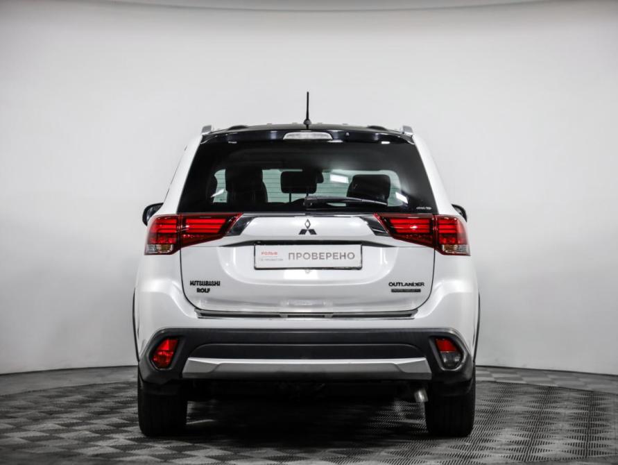 Mitsubishi Outlander III Рестайлинг 2 Санкт-Петербург  - изображение 7
