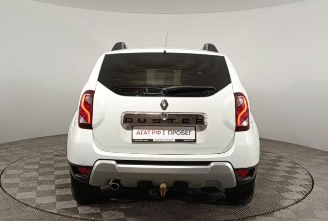 Renault Duster I Рестайлинг с пробегом 2015 года, цена 1 060 000 рублей, 175495 км, внедорожник, Автокод Объявления