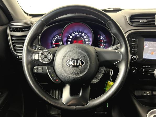 Kia Soul II Рестайлинг с пробегом 2017 года, цена 1 570 000 рублей, 90535 км, хэтчбек, Автокод Объявления