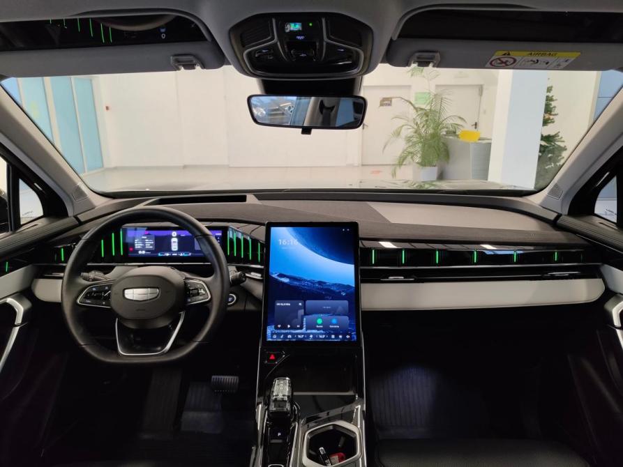 Geely Atlas II Санкт-Петербург  - изображение 9