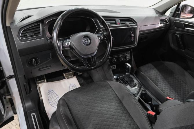 Volkswagen Tiguan II с пробегом 2018 года, цена 2 809 000 рублей, 143812 км, внедорожник, Автокод Объявления