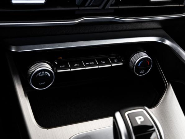 Geely Coolray I с пробегом 2020 года, цена 1 399 000 рублей, 140133 км, внедорожник, Автокод Объявления