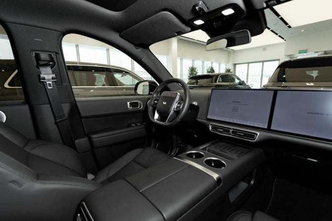 Новый Li Auto (Lixiang) L6 2025 года, цена 8 890 000 рублей, внедорожник, Автокод Объявления