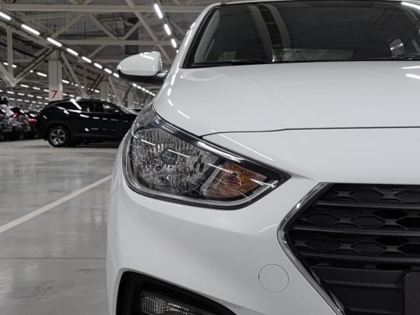 Hyundai Solaris II с пробегом 2017 года, цена 1 169 999 рублей, 154520 км, седан, Автокод Объявления