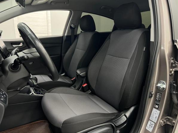 Hyundai Solaris II Рестайлинг с пробегом 2022 года, цена 1 820 000 рублей, 117239 км, седан, Автокод Объявления
