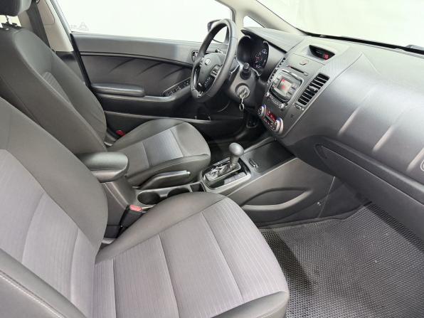Kia Cerato III Рестайлинг (Classic) с пробегом 2018 года, цена 1 385 000 рублей, 207502 км, седан, Автокод Объявления
