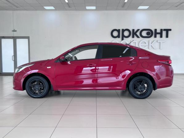 Kia Rio IV с пробегом 2018 года, цена 1 350 000 рублей, 139871 км, седан, Автокод Объявления