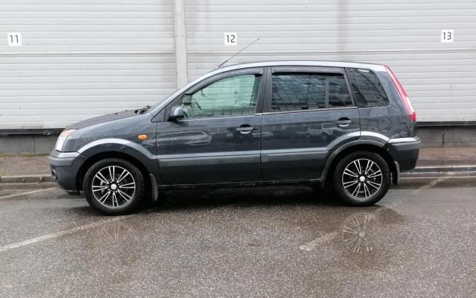 Ford Fusion I Рестайлинг с пробегом 2007 года, цена 269 000 рублей, 324315 км, хэтчбек, Автокод Объявления