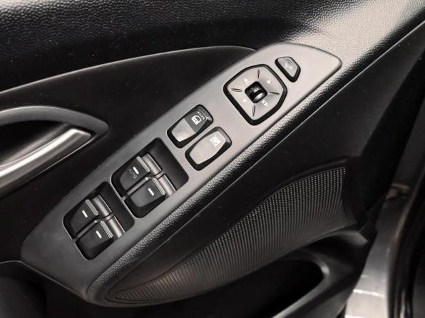 Hyundai ix35 I с пробегом 2012 года, цена 1 360 000 рублей, 145004 км, внедорожник, Автокод Объявления