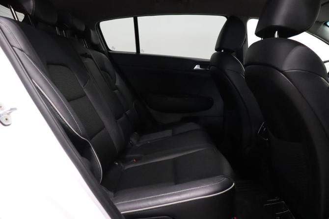 Kia Sportage IV Рестайлинг с пробегом 2019 года, цена 2 305 000 рублей, 149045 км, внедорожник, Автокод Объявления