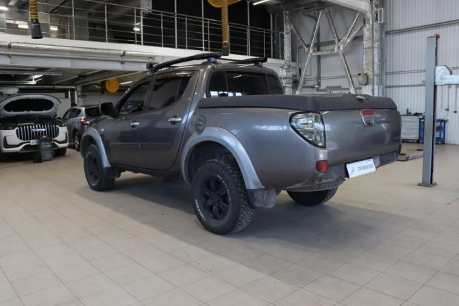 Mitsubishi L200 IV с пробегом 2011 года, цена 1 349 990 рублей, 269786 км, пикап, Автокод Объявления