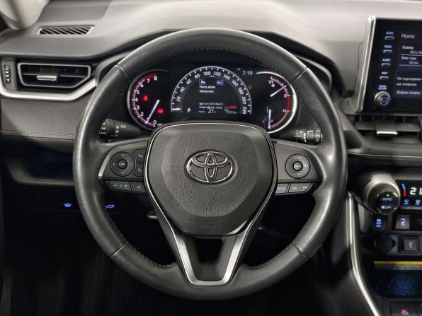 Toyota RAV4 V (XA50) с пробегом 2021 года, цена 3 600 000 рублей, 77210 км, внедорожник, Автокод Объявления