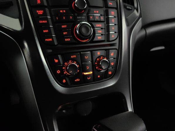 Opel Astra J с пробегом 2012 года, цена 699 000 рублей, 153000 км, хэтчбек, Автокод Объявления
