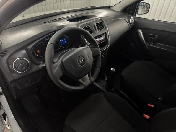 Renault Logan II с пробегом 2016 года, цена 590 000 рублей, 203554 км, седан, Автокод Объявления