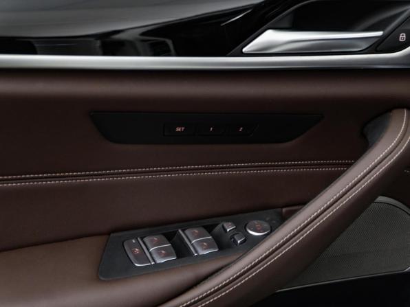 BMW 5 серии VII (G30/G31/G38) Рестайлинг с пробегом 2021 года, цена 5 678 888 рублей, 87369 км, седан, Автокод Объявления