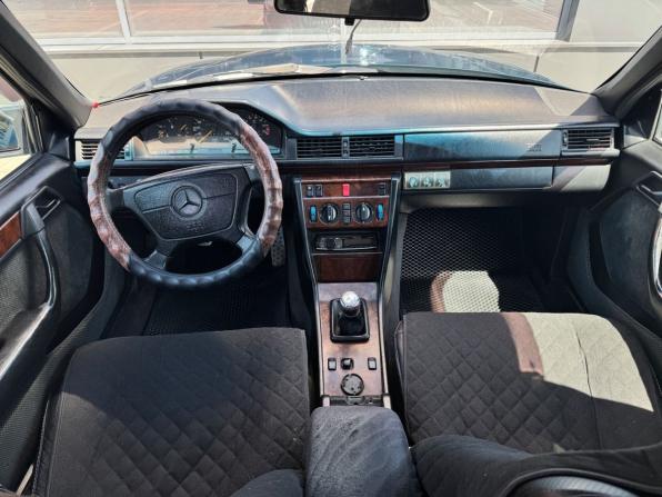 Mercedes-Benz E-Класс I (W124) с пробегом 1995 года, цена 670 000 рублей, 461849 км, седан, Автокод Объявления