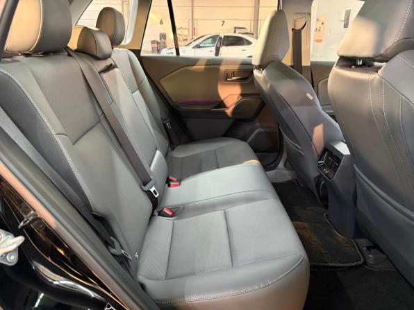 Toyota RAV4 VI (XA60) с пробегом 2026 года, цена 4 750 000 рублей, 10 км, внедорожник, Автокод Объявления