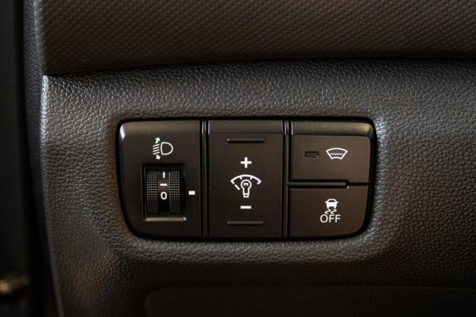 Hyundai Creta I Рестайлинг с пробегом 2020 года, цена 1 799 000 рублей, 127359 км, внедорожник, Автокод Объявления