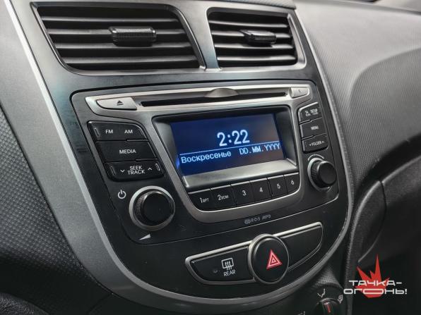Hyundai Solaris I Рестайлинг с пробегом 2016 года, цена 748 000 рублей, 127000 км, седан, Автокод Объявления