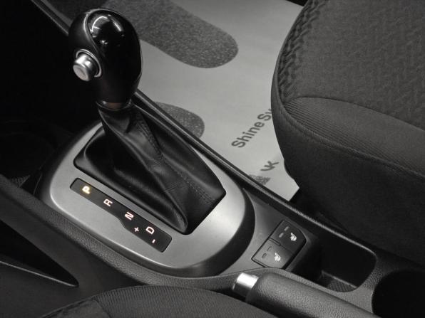 Kia Rio III Рестайлинг с пробегом 2016 года, цена 1 100 000 рублей, 102010 км, хэтчбек, Автокод Объявления