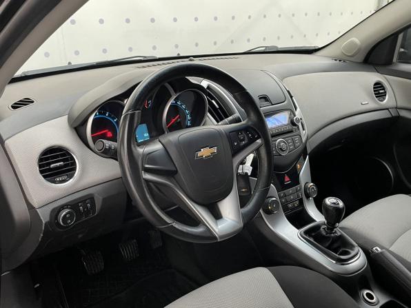 Chevrolet Cruze I Рестайлинг с пробегом 2013 года, цена 920 000 рублей, 108136 км, седан, Автокод Объявления