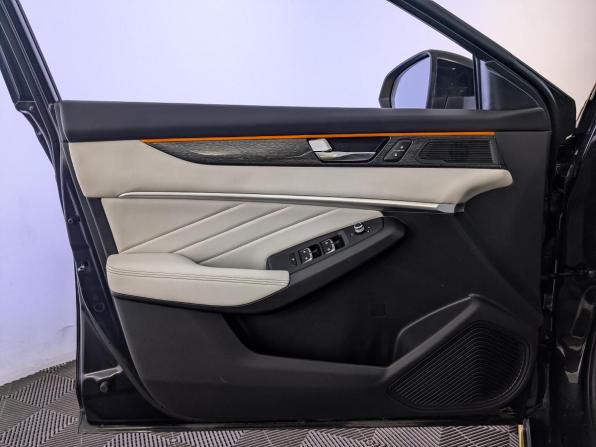 Dongfeng Shine Max с пробегом 2023 года, цена 1 385 000 рублей, 77089 км, седан, Автокод Объявления