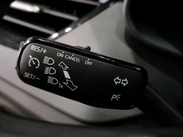 Skoda Rapid II с пробегом 2021 года, цена 1 630 000 рублей, 25411 км, лифтбек, Автокод Объявления
