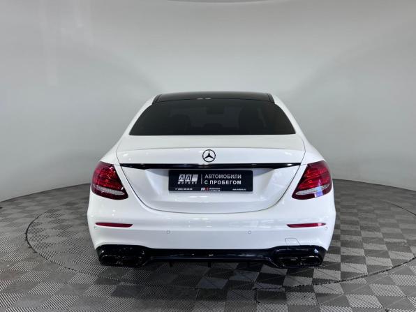 Mercedes-Benz E-Класс V (W213 S213 C238) с пробегом 2017 года, цена 3 880 000 рублей, 54514 км, седан, Автокод Объявления
