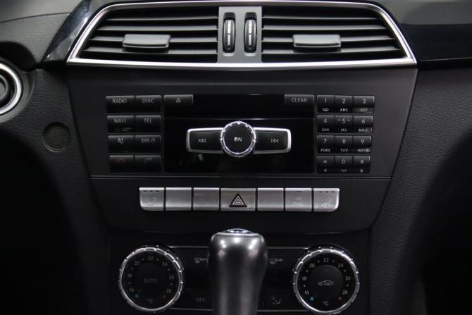 Mercedes-Benz C-Класс III (W204) Рестайлинг с пробегом 2011 года, цена 1 465 650 рублей, 174381 км, седан, Автокод Объявления