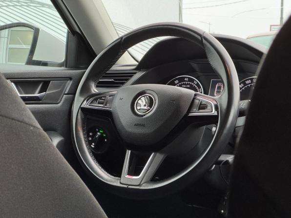 Skoda Superb III с пробегом 2018 года, цена 1 650 000 рублей, 165081 км, лифтбек, Автокод Объявления