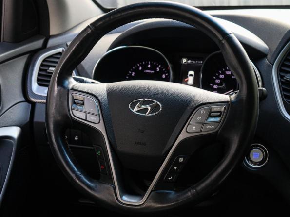 Hyundai Santa Fe III Рестайлинг с пробегом 2015 года, цена 2 150 000 рублей, 121006 км, внедорожник, Автокод Объявления