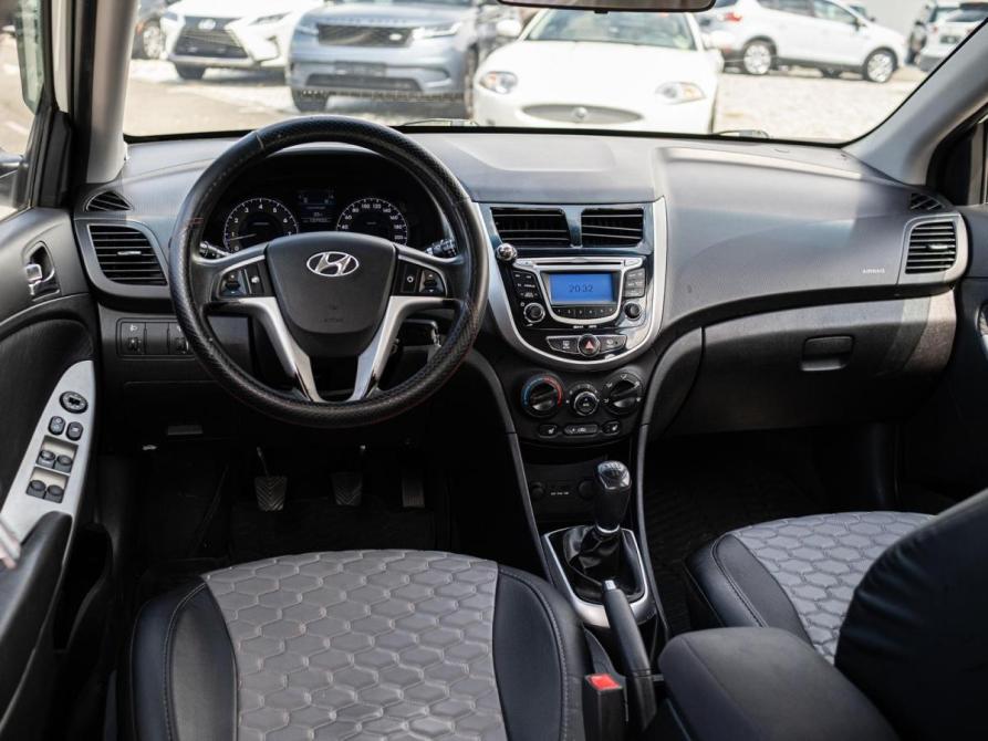 Hyundai Solaris I Сочи  - изображение 6