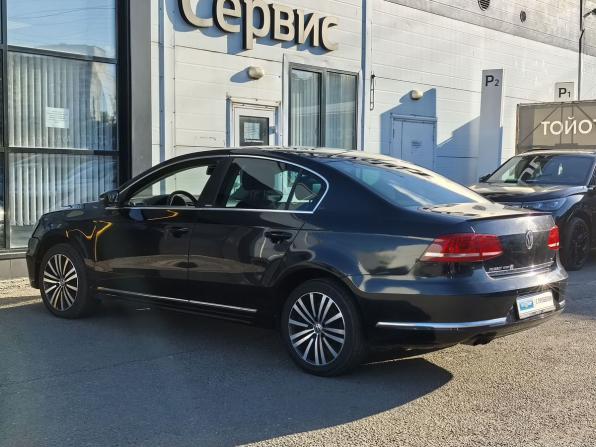 Volkswagen Passat B7 с пробегом 2014 года, цена 920 000 рублей, 247390 км, седан, Автокод Объявления