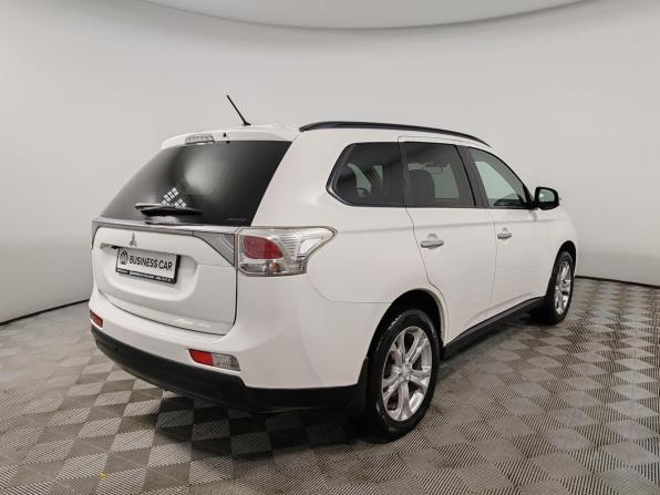 Mitsubishi Outlander III с пробегом 2013 года, цена 1 369 000 рублей, 222799 км, внедорожник, Автокод Объявления