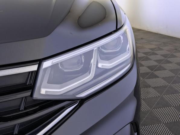 Volkswagen Tiguan II Рестайлинг с пробегом 2021 года, цена 2 999 000 рублей, 170071 км, внедорожник, Автокод Объявления