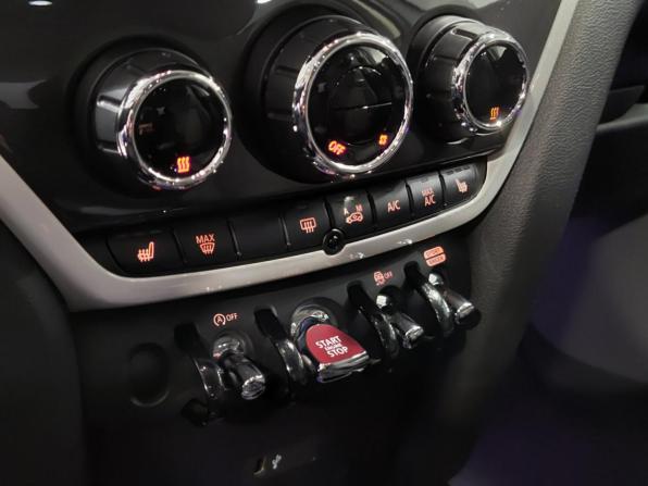 Mini Countryman II с пробегом 2019 года, цена 3 580 000 рублей, 31025 км, внедорожник, Автокод Объявления