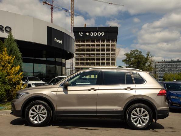 Volkswagen Tiguan II Рестайлинг с пробегом 2021 года, цена 3 288 000 рублей, 76513 км, внедорожник, Автокод Объявления