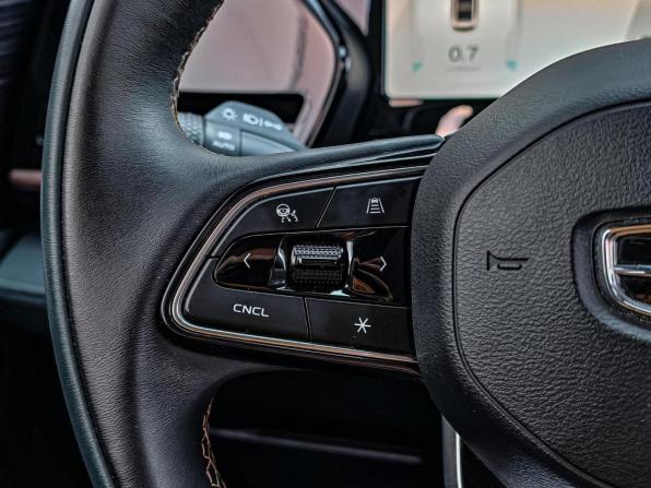 Geely Monjaro I с пробегом 2023 года, цена 2 950 000 рублей, 30162 км, внедорожник, Автокод Объявления