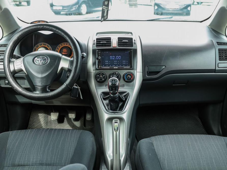 Toyota Auris I Ижевск  - изображение 8