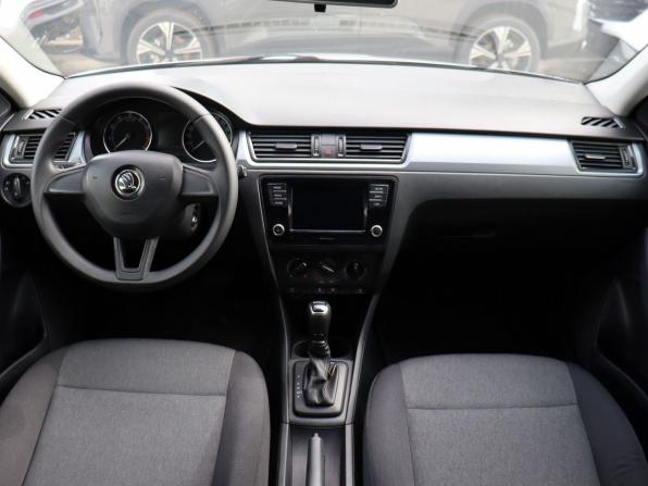 Skoda Rapid I Рестайлинг с пробегом 2018 года, цена 1 240 000 рублей, 159753 км, лифтбек, Автокод Объявления