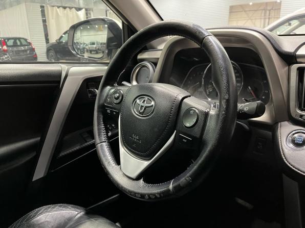 Toyota RAV4 IV (XA40) с пробегом 2013 года, цена 1 570 000 рублей, 261908 км, внедорожник, Автокод Объявления