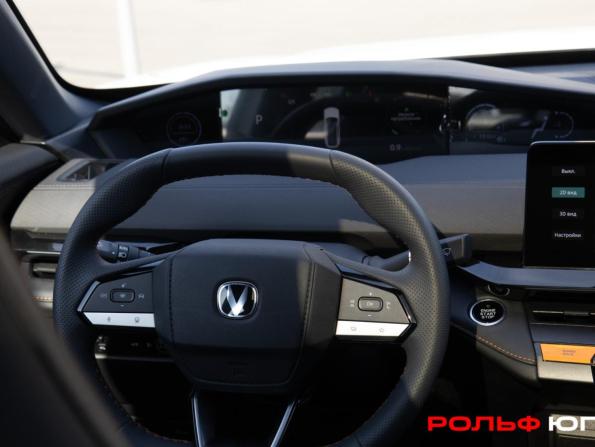 Changan UNI-V I с пробегом 2024 года, цена 2 498 000 рублей, 4872 км, лифтбек, Автокод Объявления