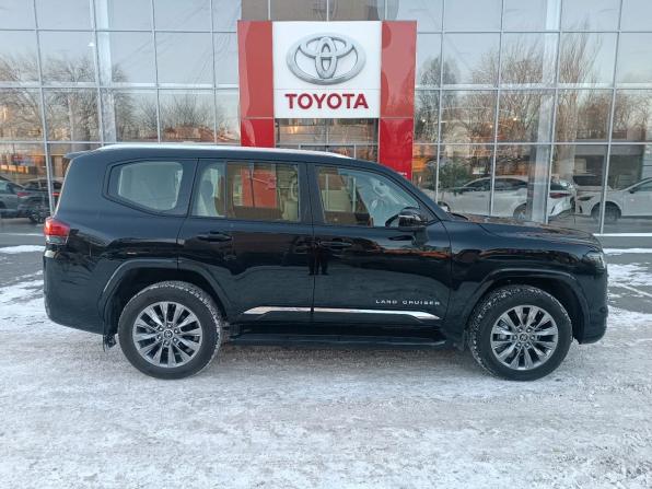 Toyota Land Cruiser 300 Series с пробегом 2023 года, цена 13 500 000 рублей, 702 км, внедорожник, Автокод Объявления